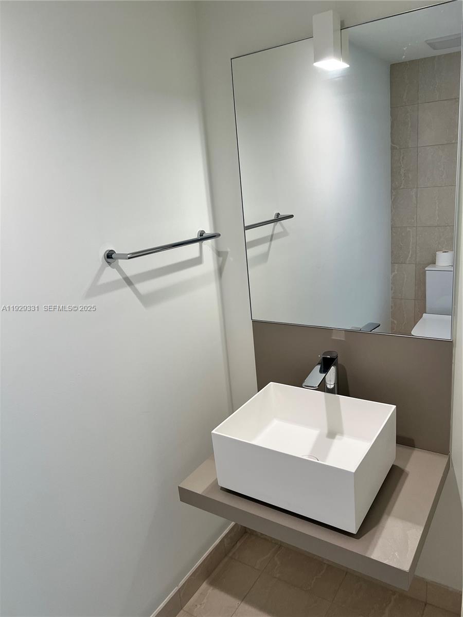 BRICKELL FLATIRON CONDO - Residential Lease