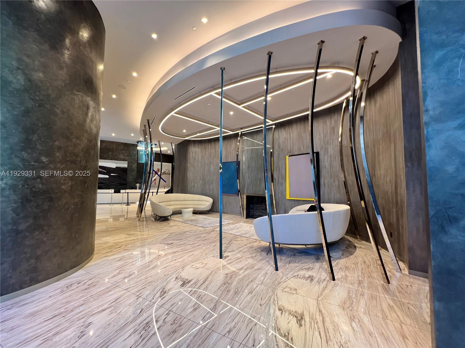 1000 Brickell Plz 4009