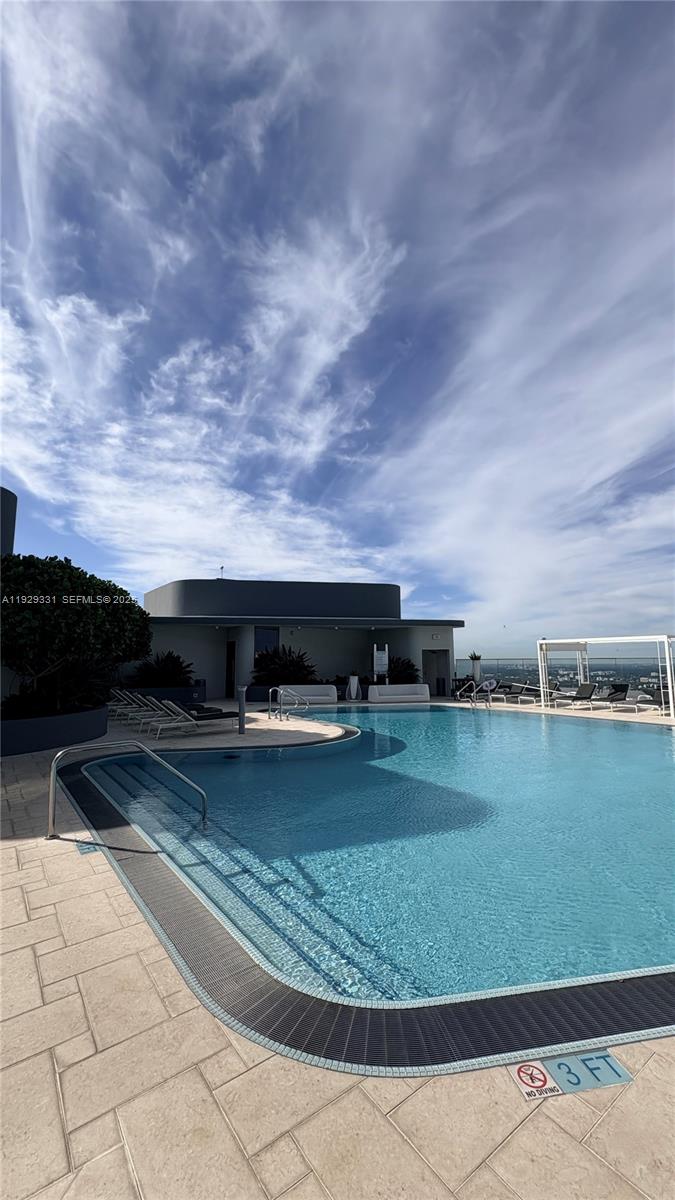 BRICKELL FLATIRON CONDO - Residential Lease