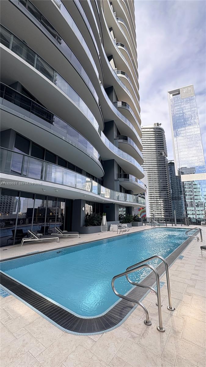BRICKELL FLATIRON CONDO - Residential Lease