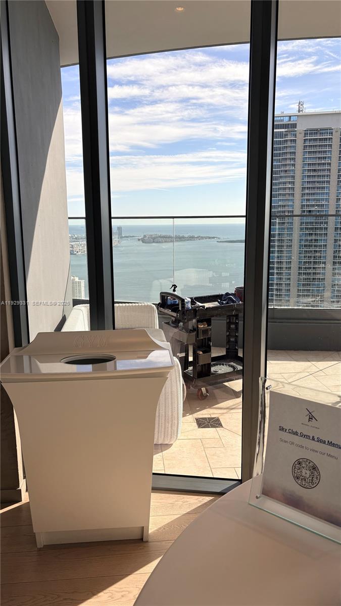 BRICKELL FLATIRON CONDO - Residential Lease