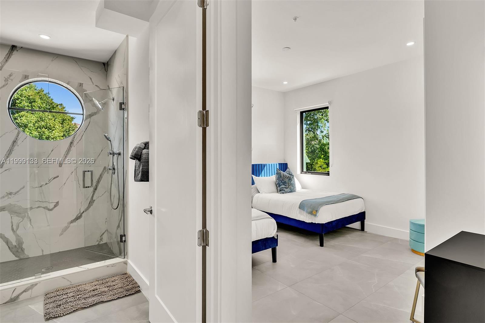 Everglade Land Sales Co - Residential Lease