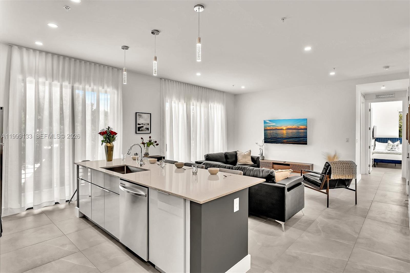 Everglade Land Sales Co - Residential Lease