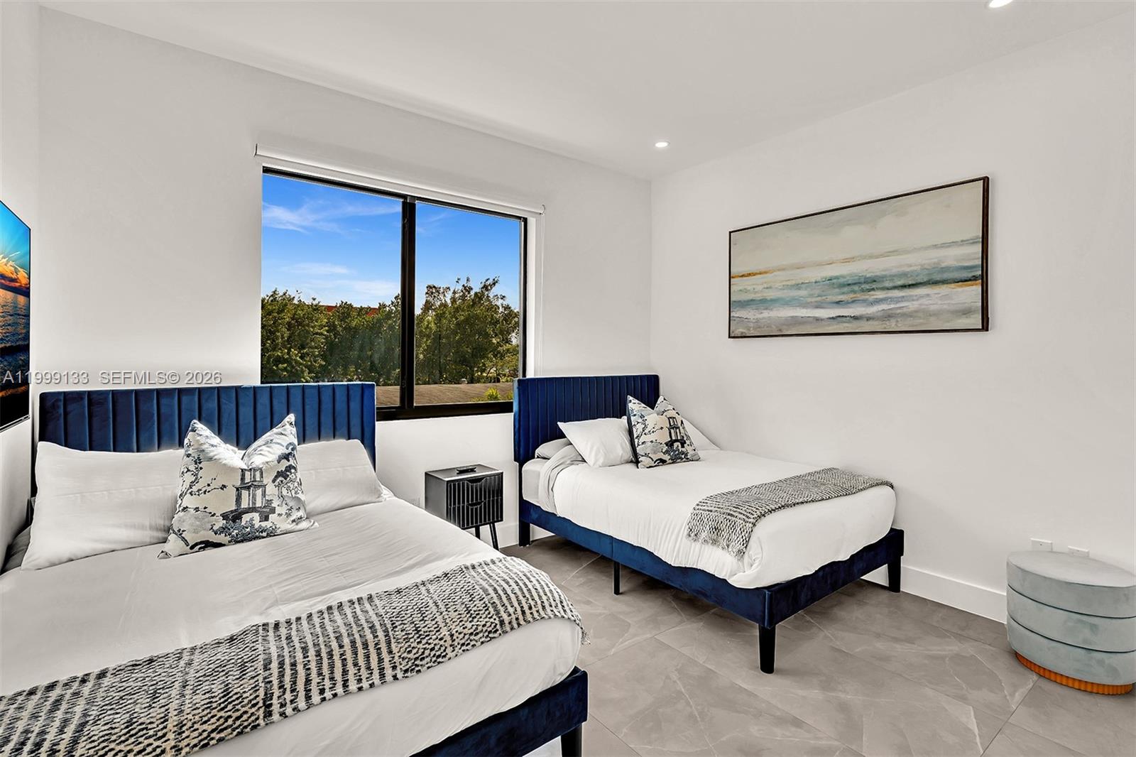 Everglade Land Sales Co - Residential Lease