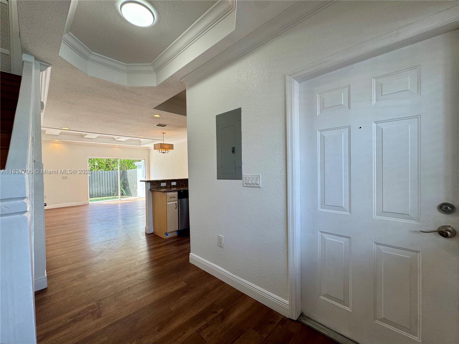 MELROSE POINT AT SANS SOU - Residential