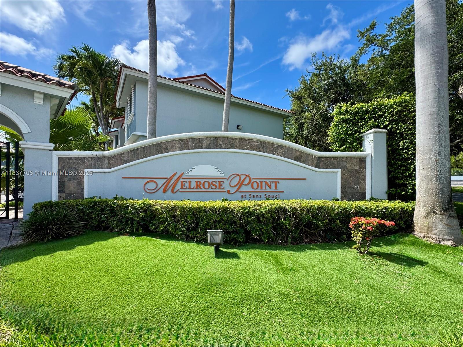 MELROSE POINT AT SANS SOU - Residential