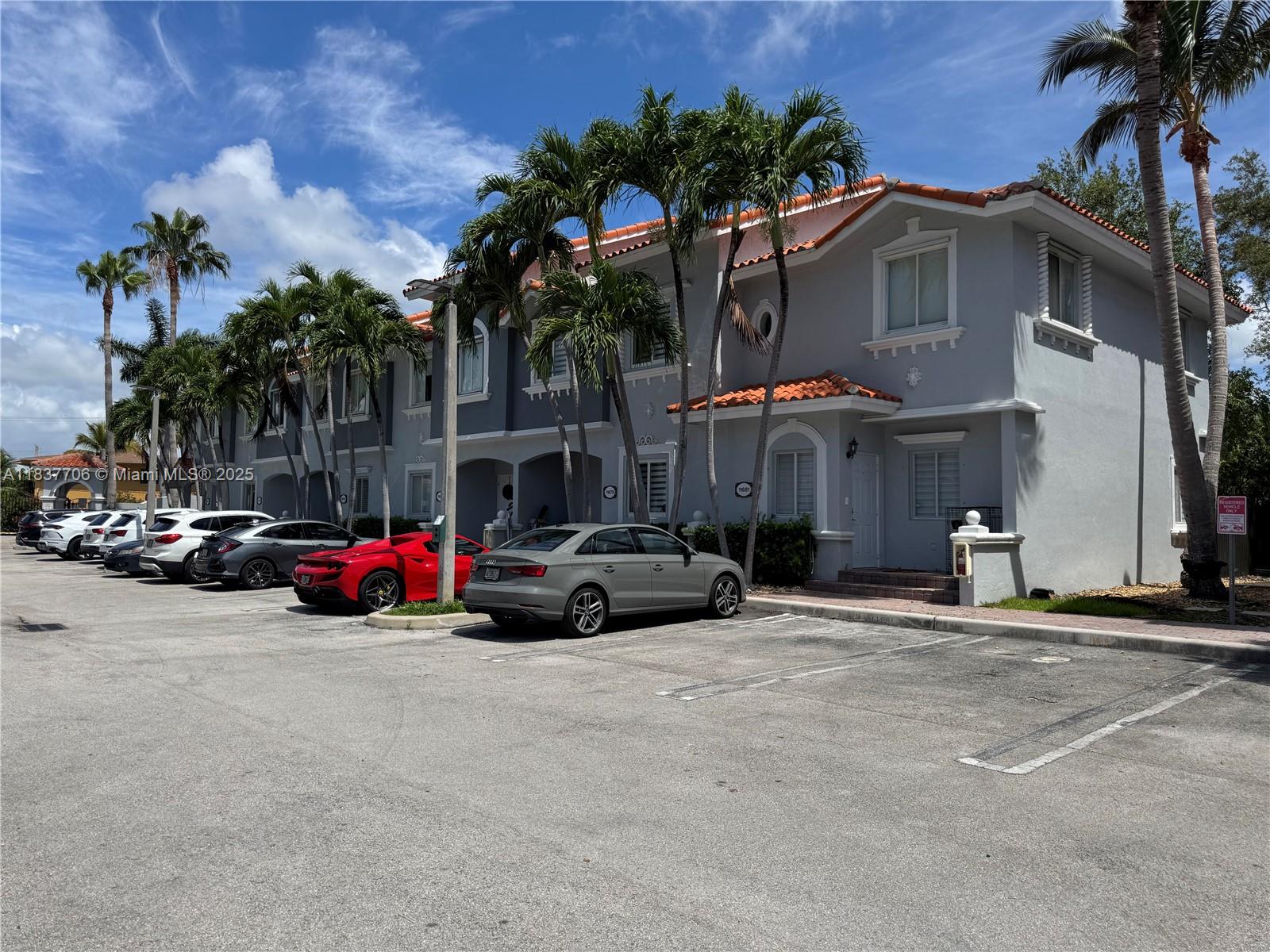 MELROSE POINT AT SANS SOU - Residential