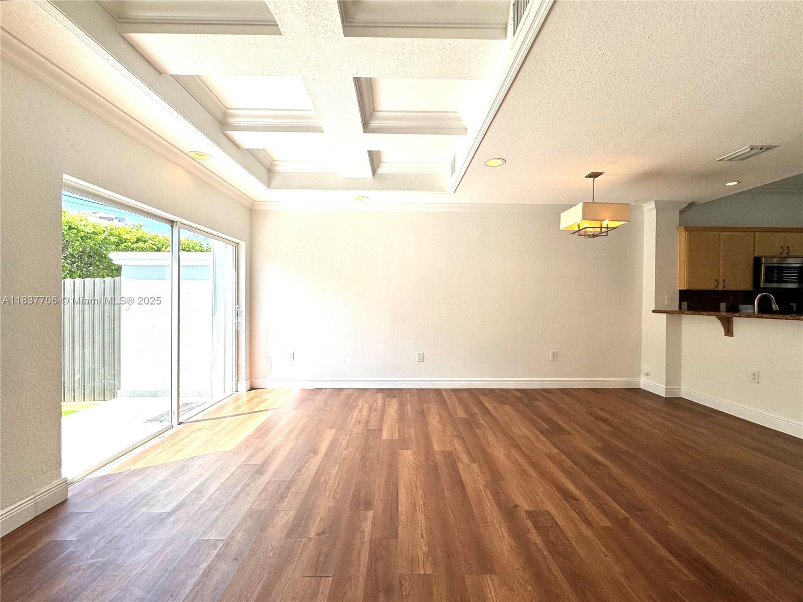 11667 NE 18th Dr 11667