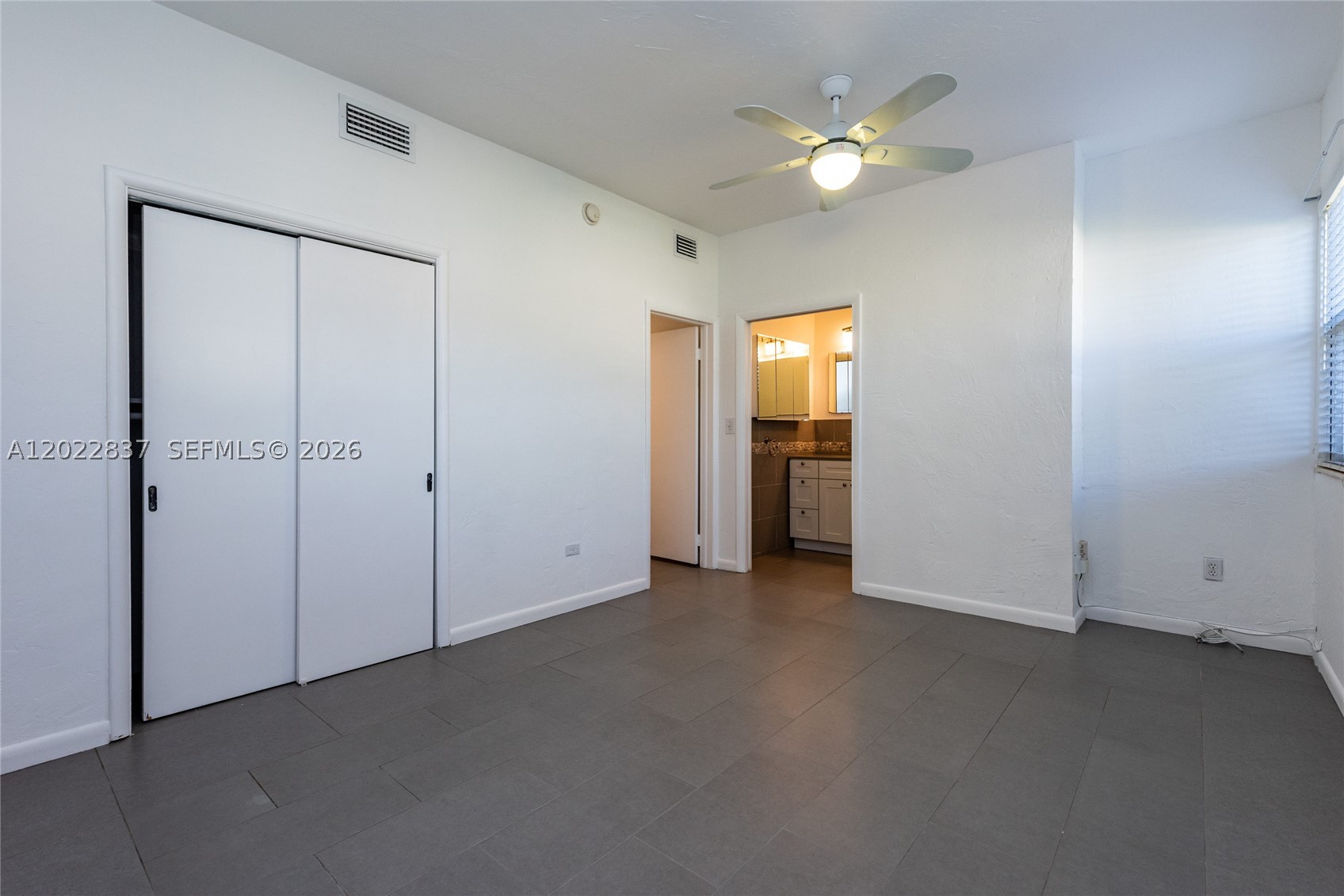 66 NW 87th St