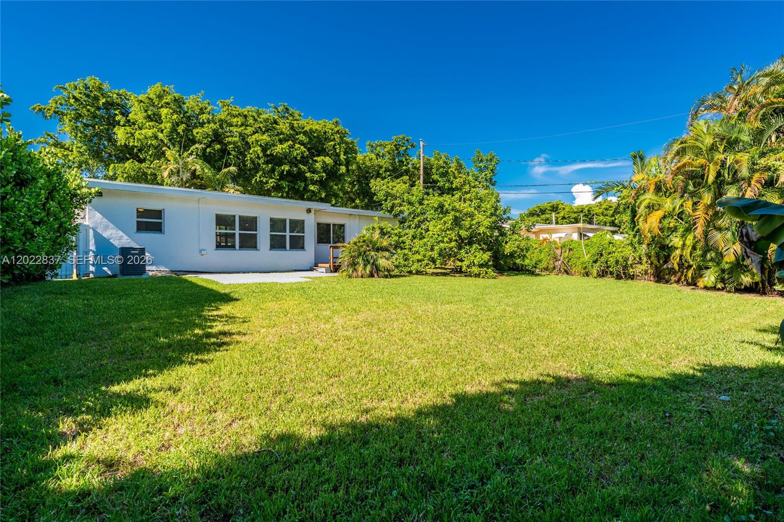 66 NW 87th St