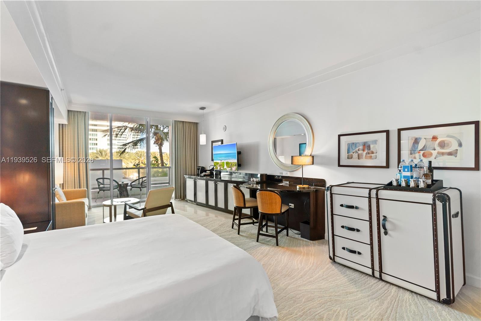 FONTAINEBLEAU III - Residential