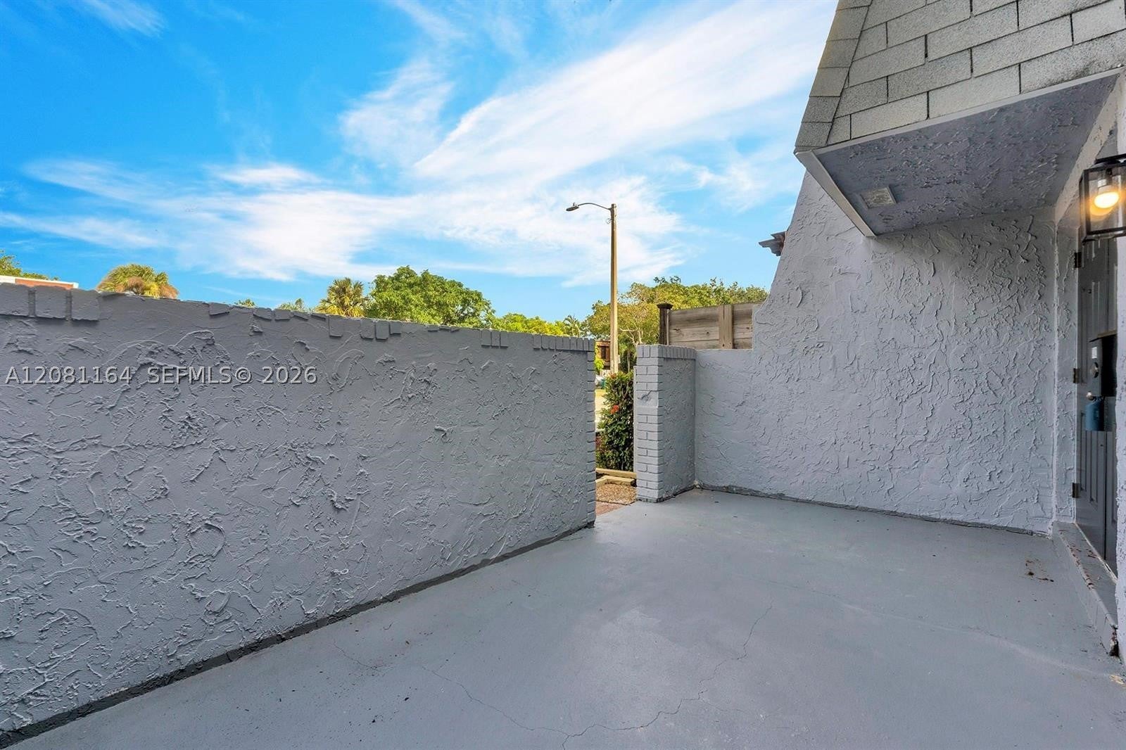 7402 NW 75th St