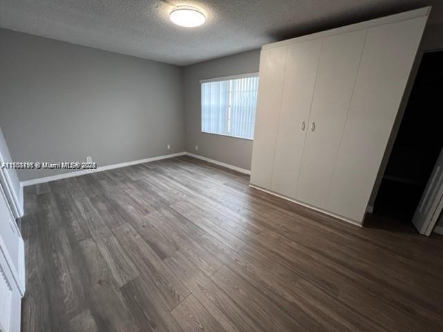 VENETIAN PARK III CONDO - Residential