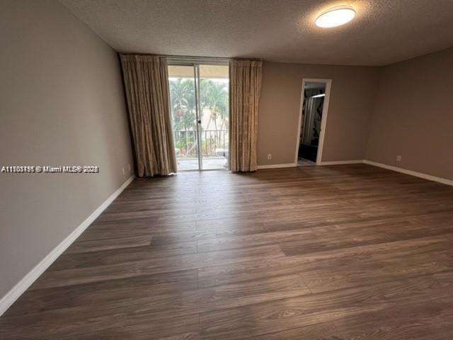VENETIAN PARK III CONDO - Residential