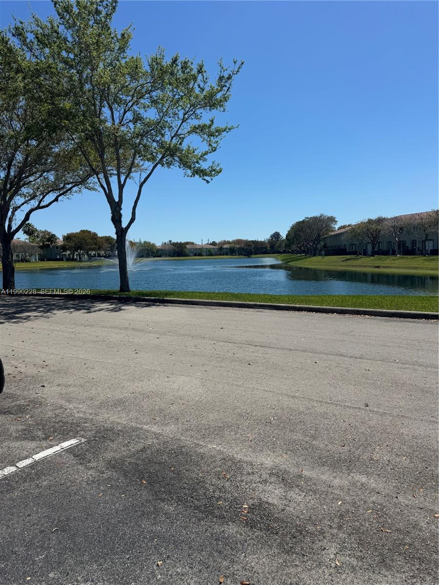 SHOMA TOWNHOMES AT KEYSCO - Residential