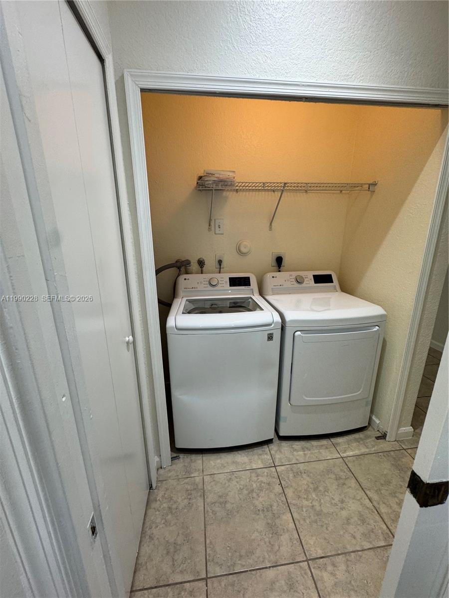 SHOMA TOWNHOMES AT KEYSCO - Residential