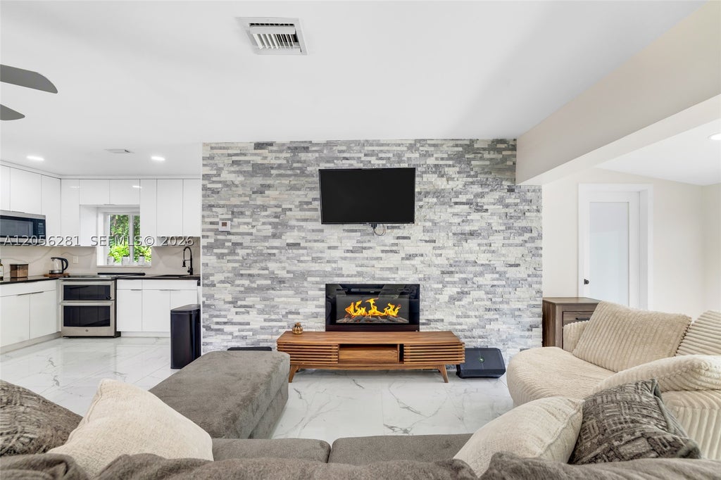 Photo of Fort Lauderdale, FL 33315 (MLS # A12056281)