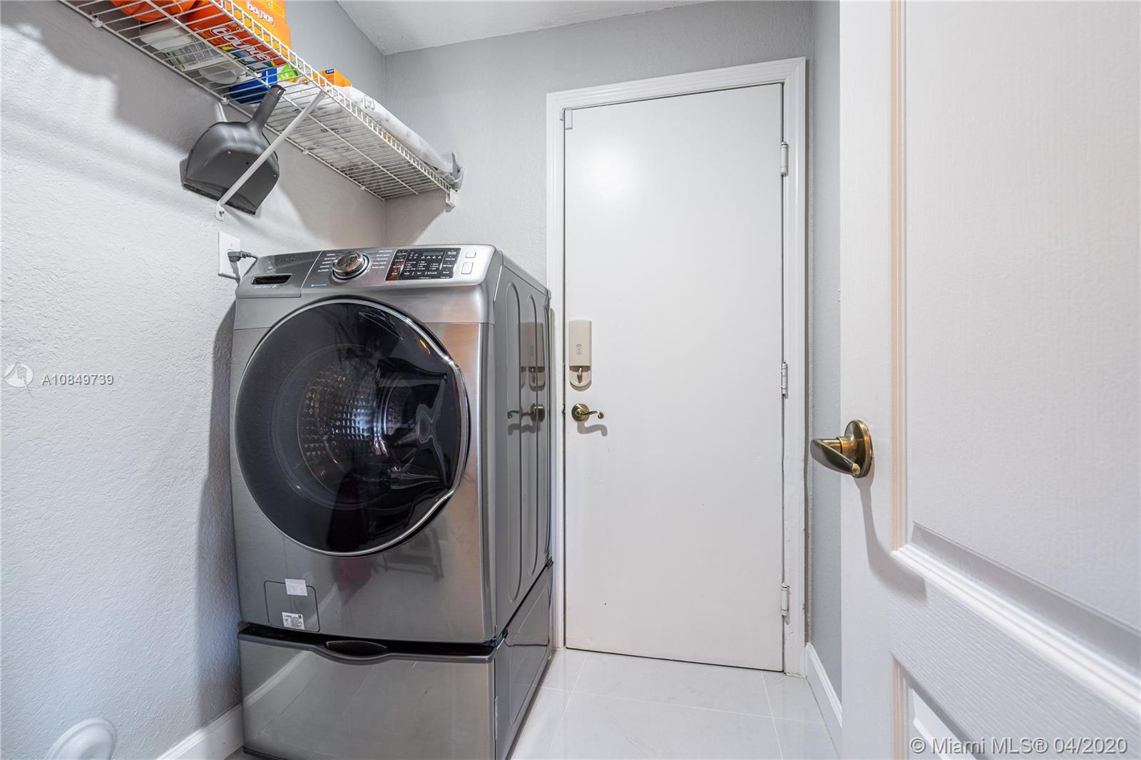 CENTURY ESTATES - Residential