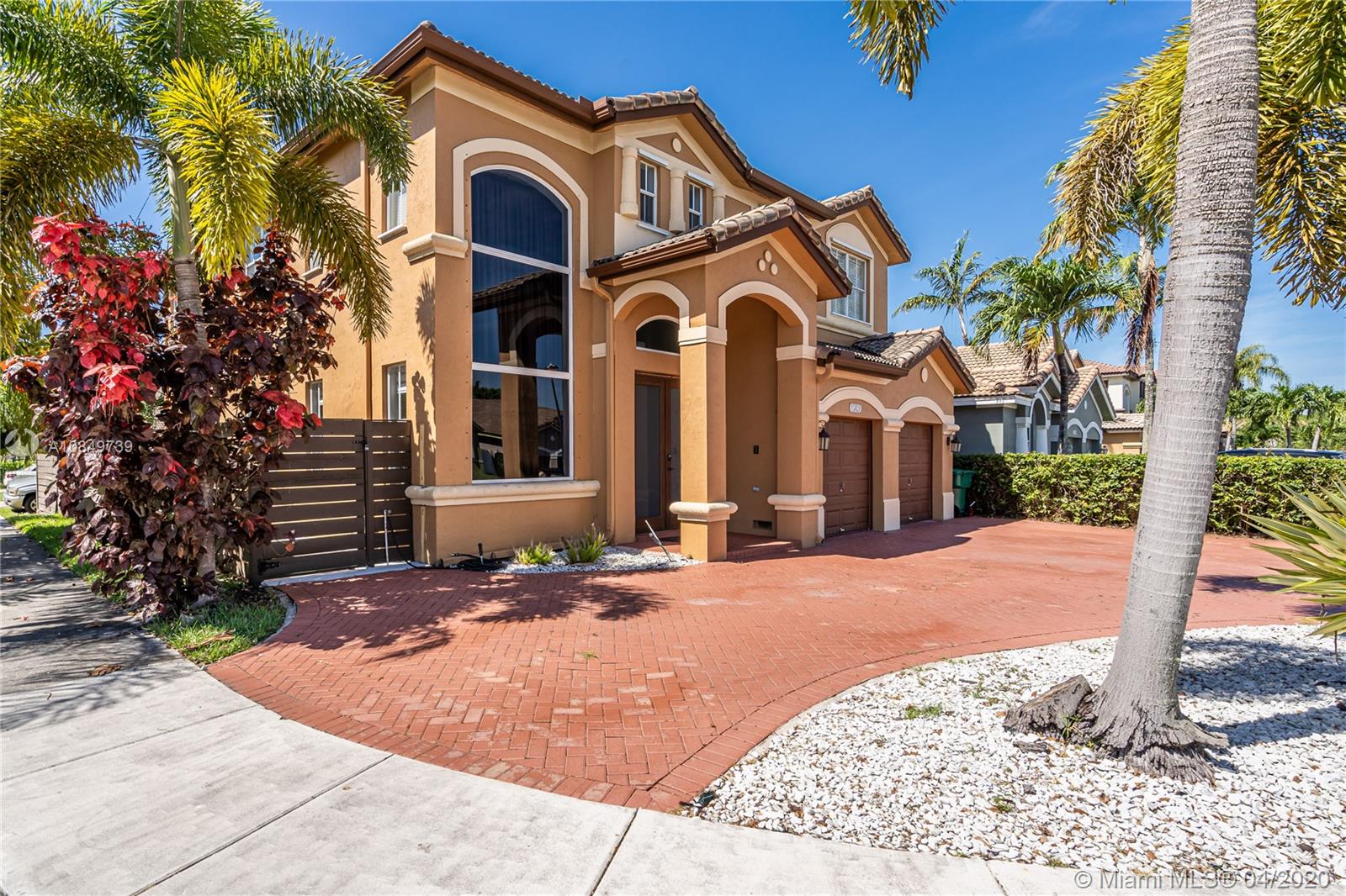 CENTURY ESTATES - Residential