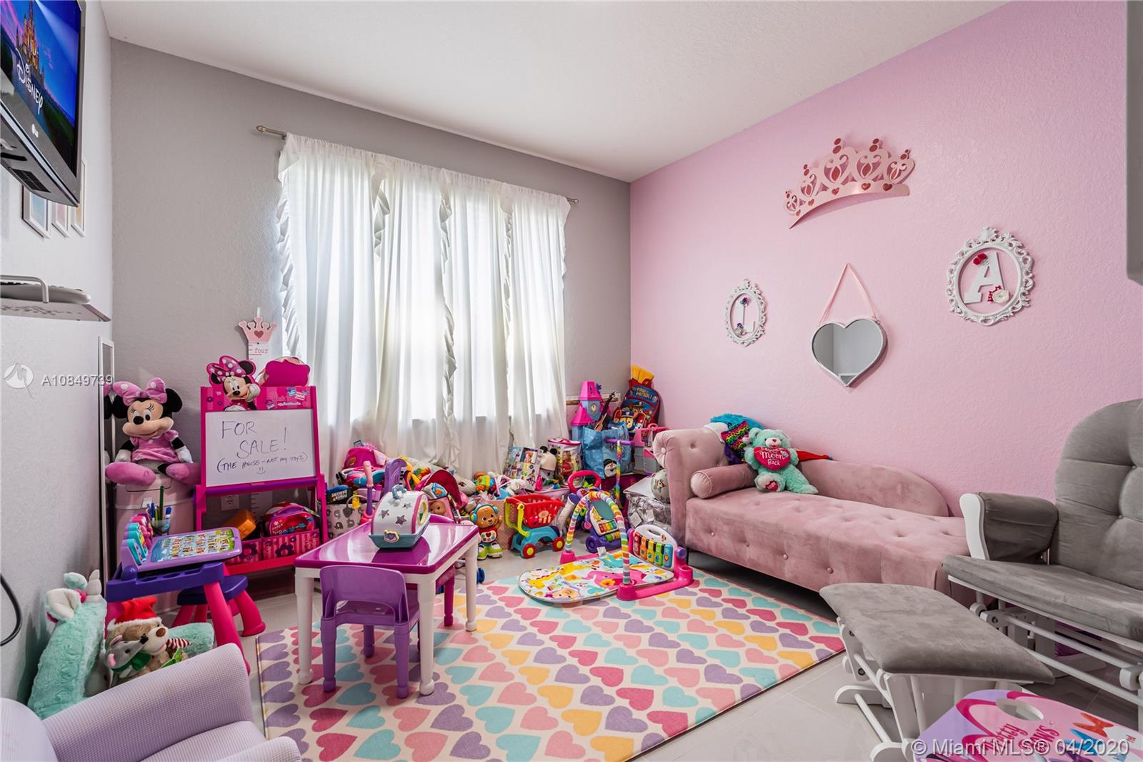 CENTURY ESTATES - Residential