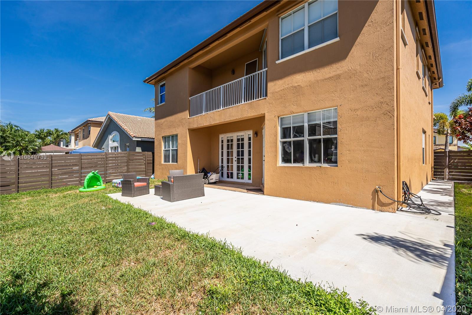 CENTURY ESTATES - Residential