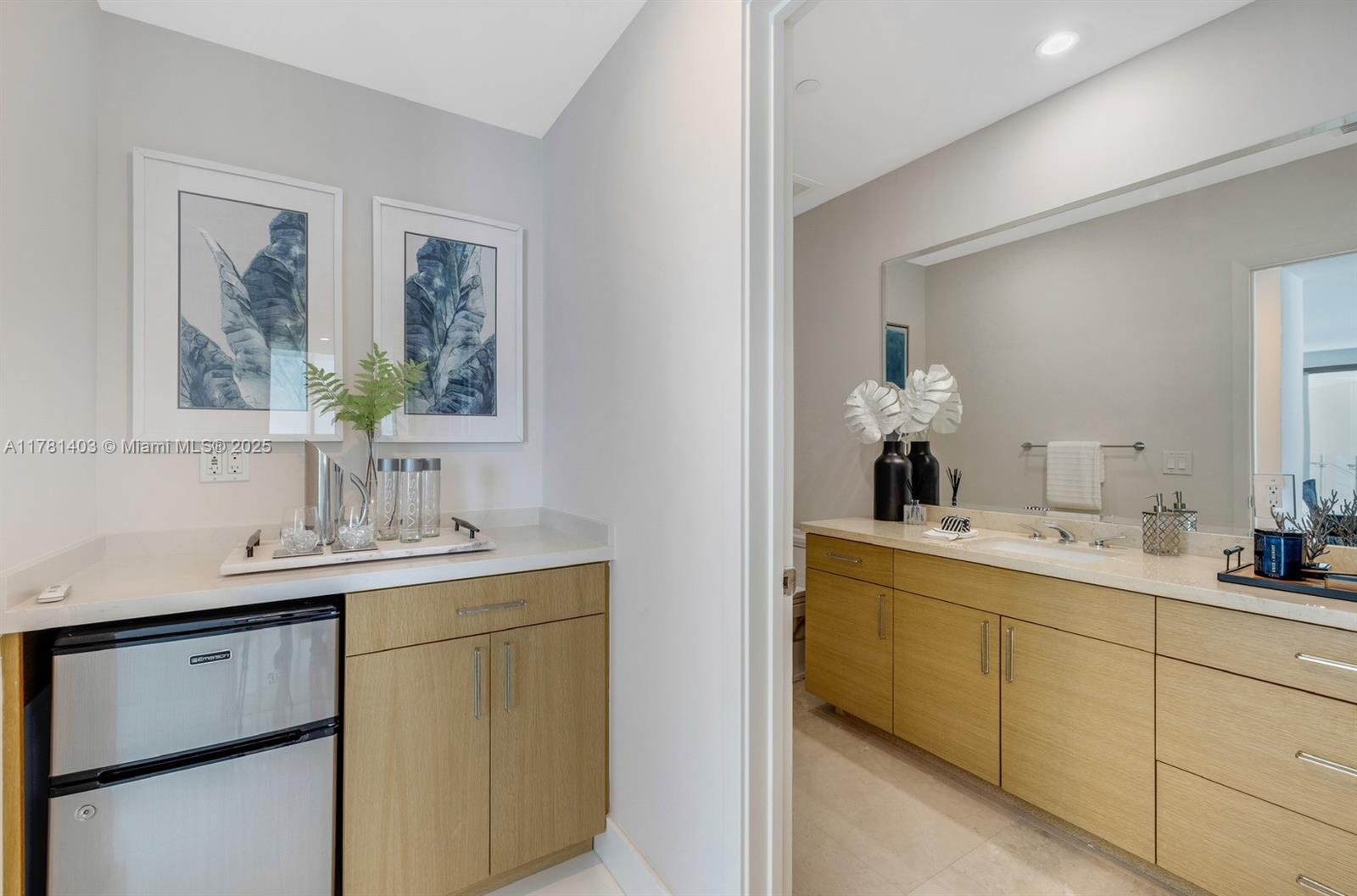 JADE BEACH CONDO - Residential