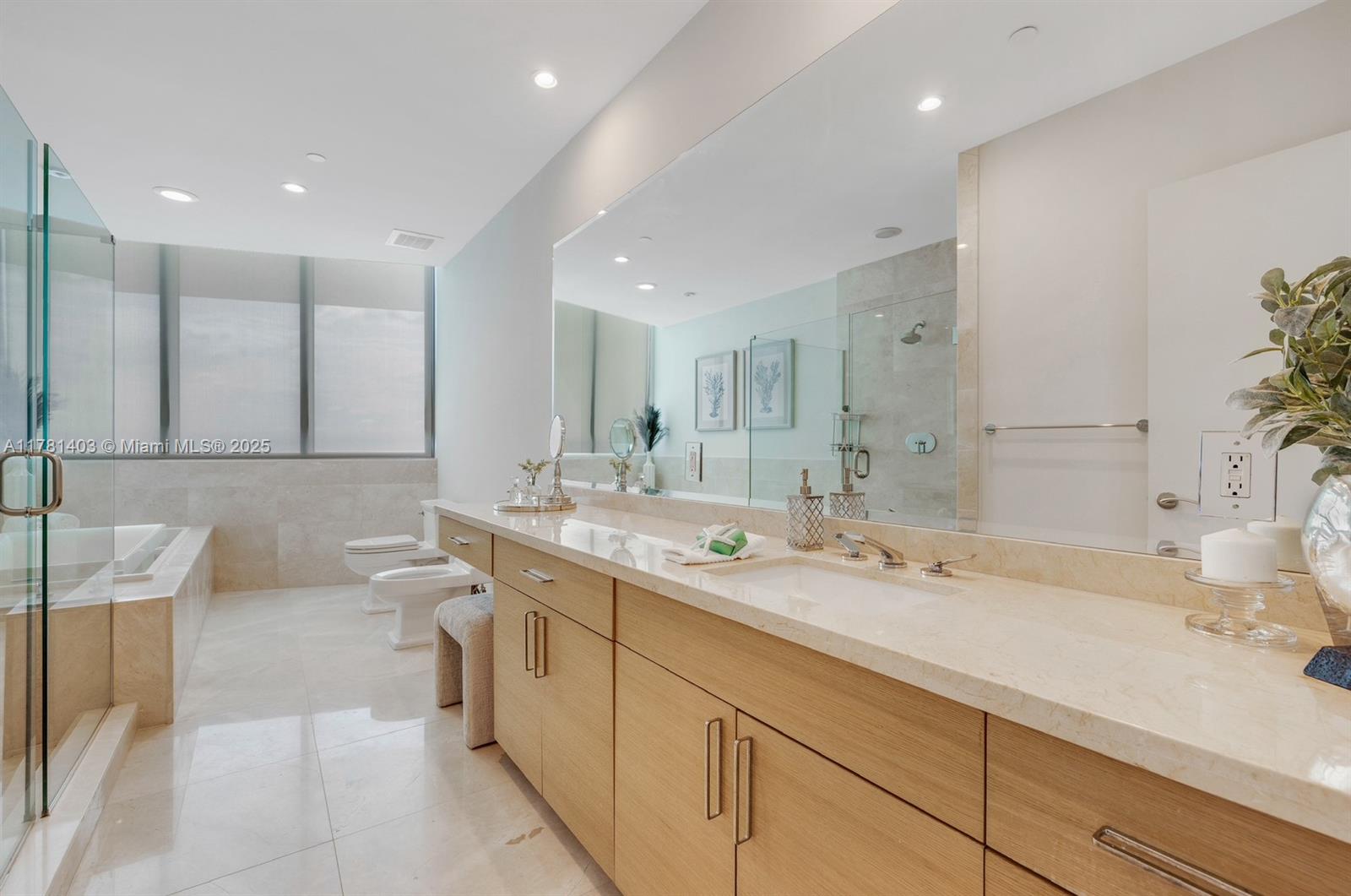 JADE BEACH CONDO - Residential