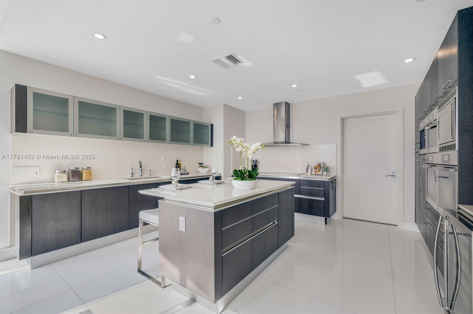 JADE BEACH CONDO - Residential