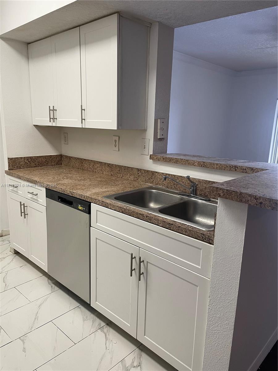 201 SW 116th Ave 22306