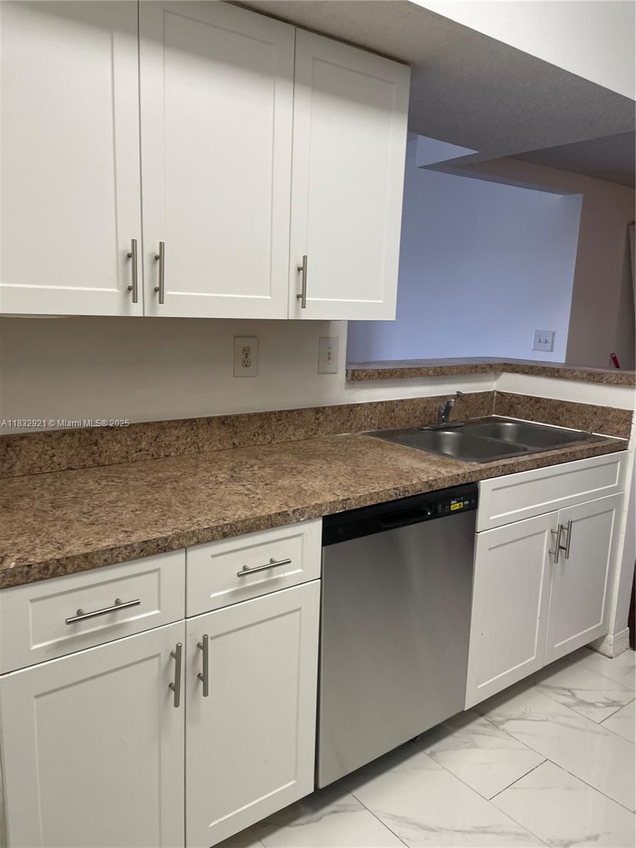 201 SW 116th Ave 22306