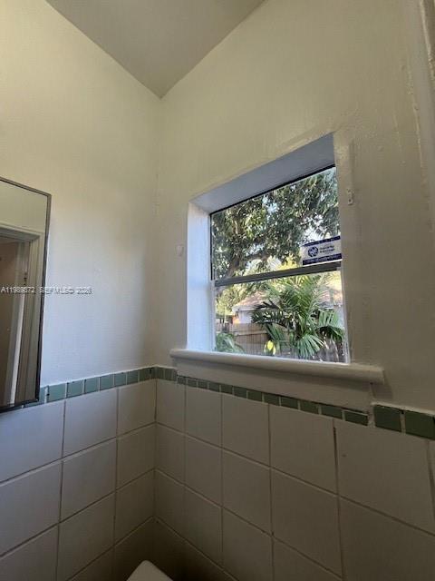 OJUS SUB - Residential Lease