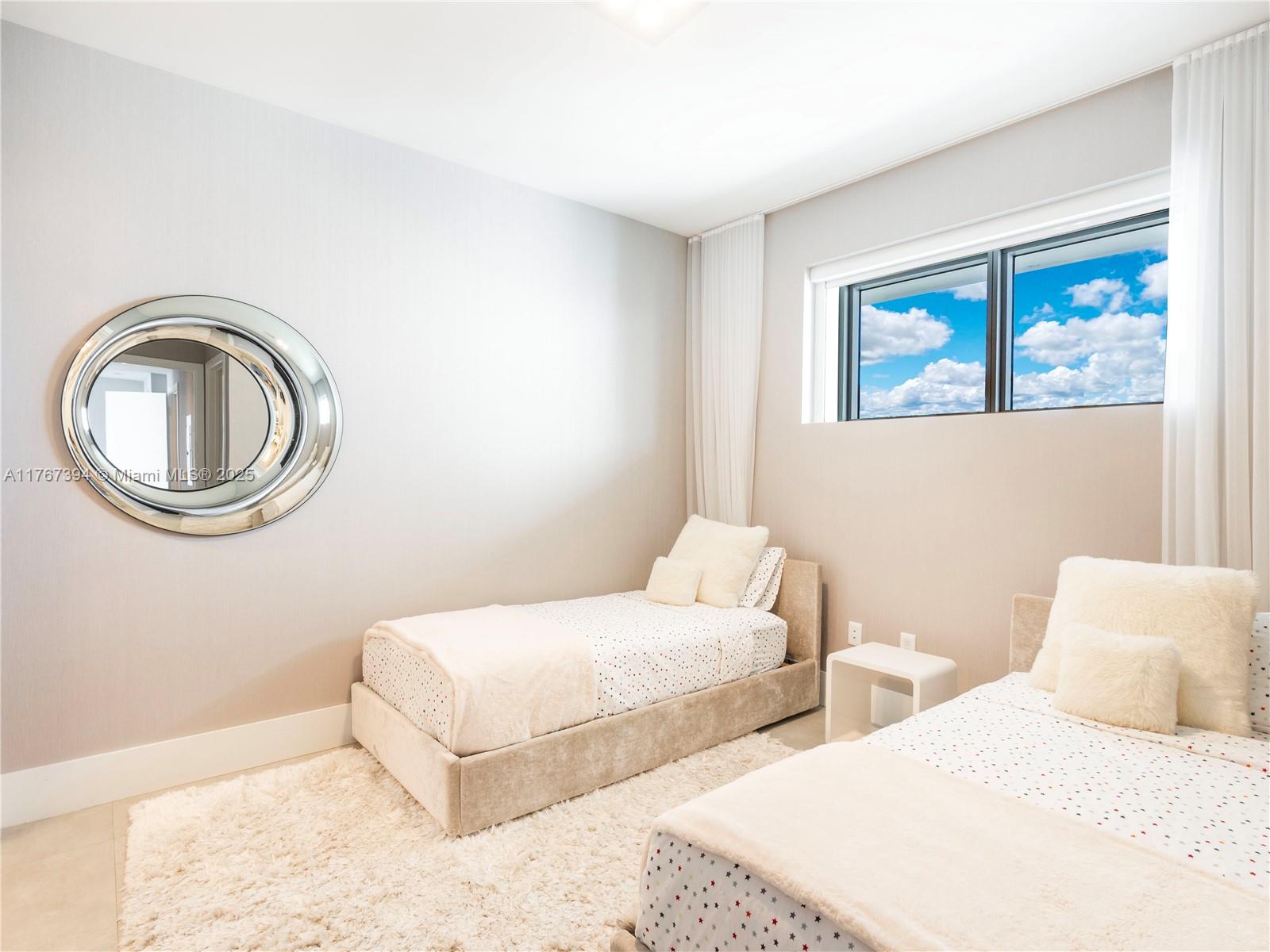 BISCAYNE BEACH CONDO - Residential