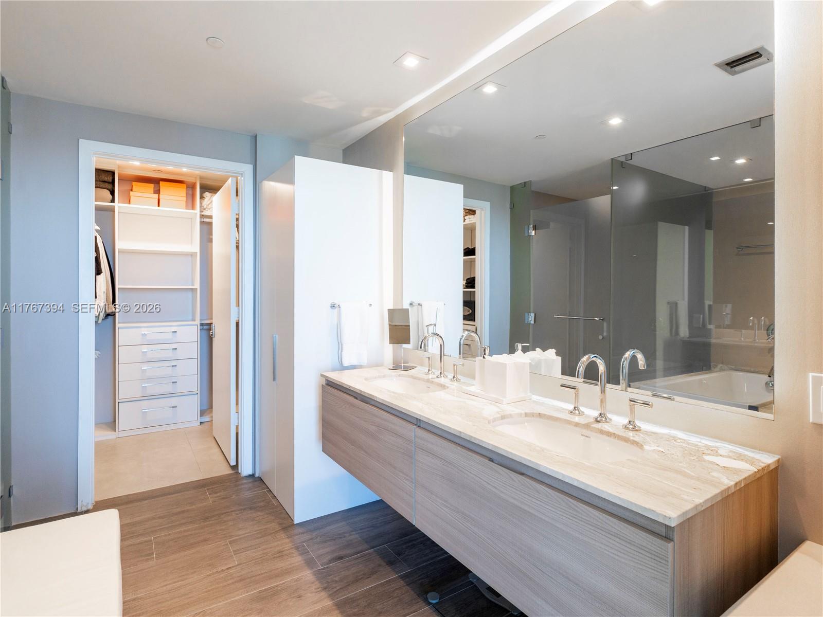 BISCAYNE BEACH CONDO - Residential