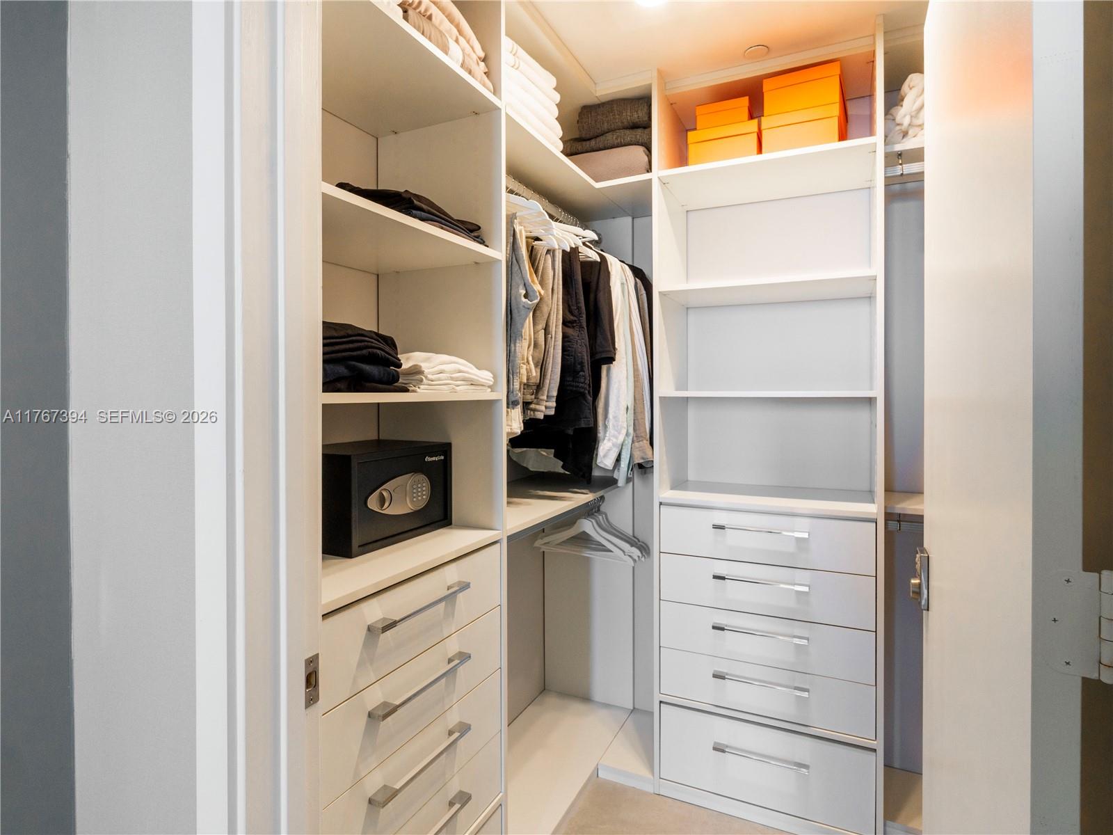 BISCAYNE BEACH CONDO - Residential