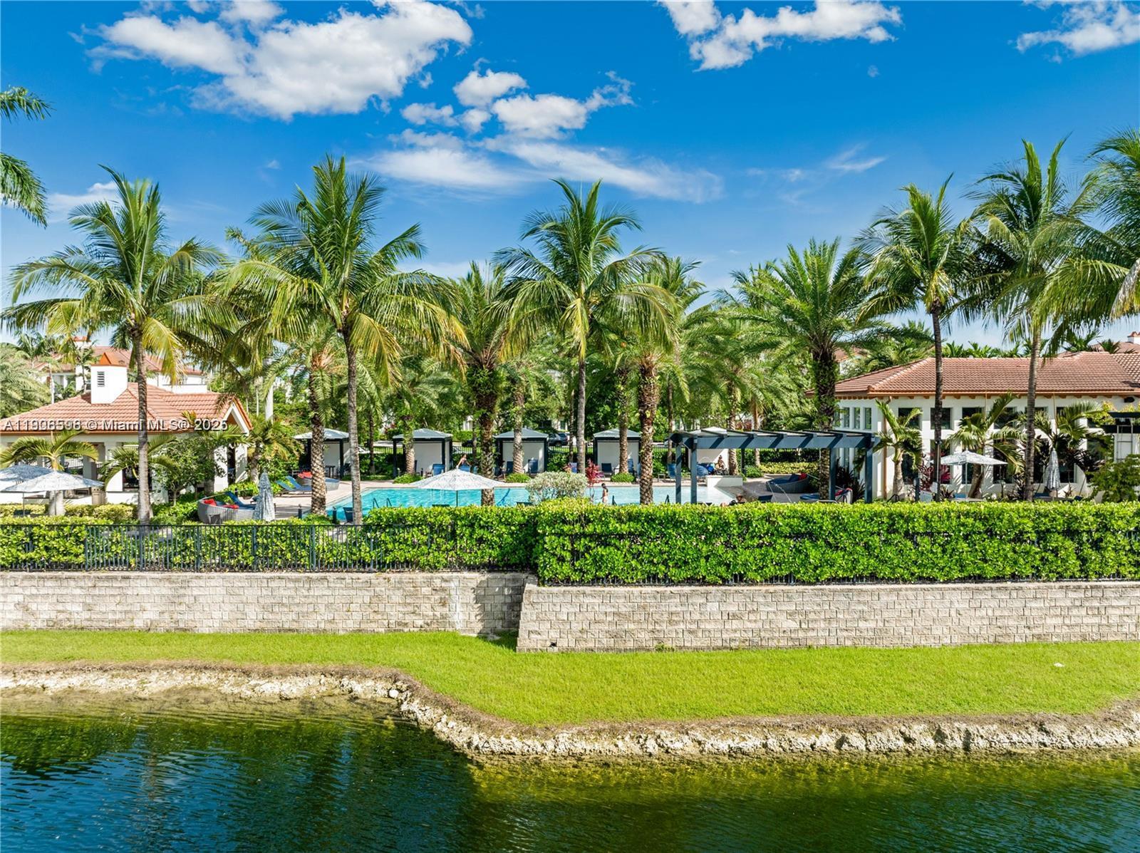 KENDALL COMMONS RESIDENTIA - Residential