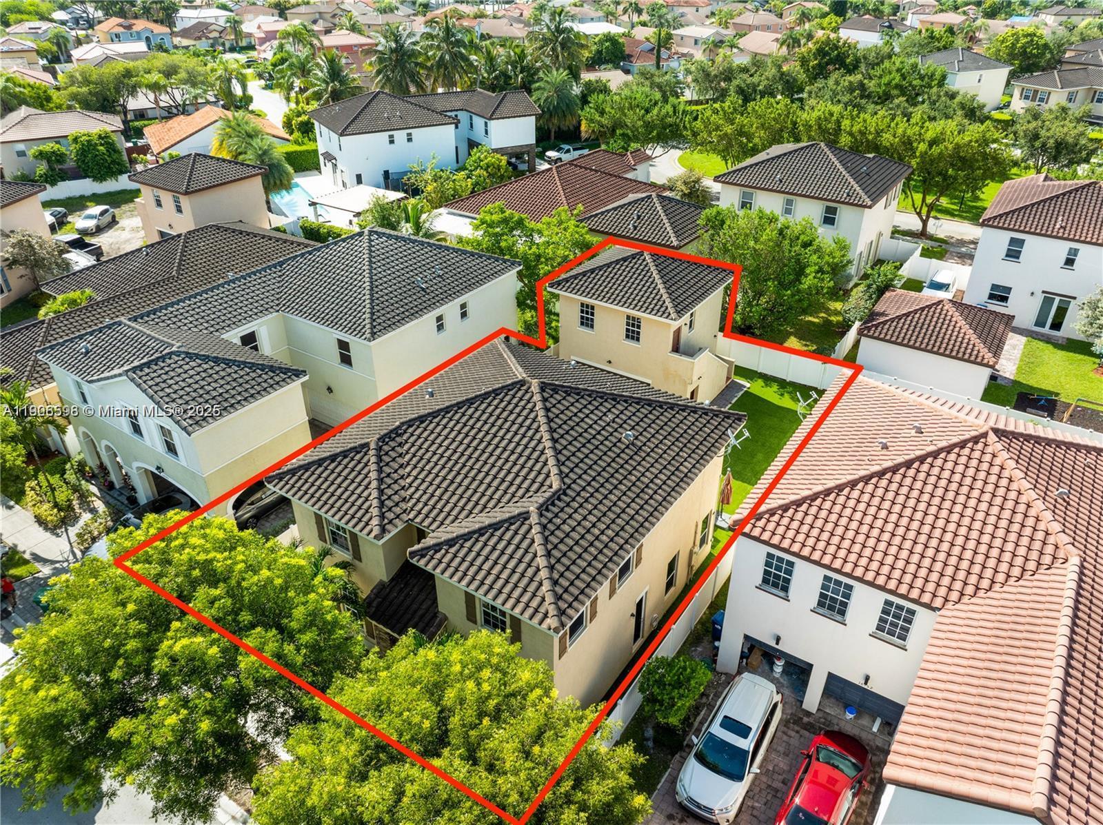 KENDALL COMMONS RESIDENTIA - Residential