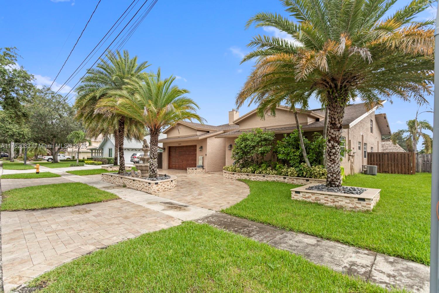5160 SW 89th Ter