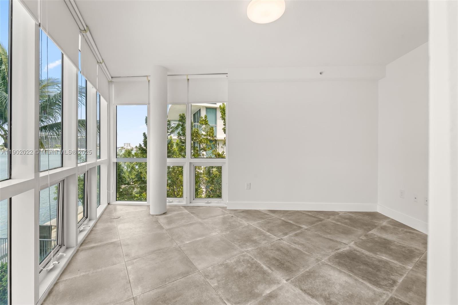 REGATTA AT INDIAN CREEK C - Residential