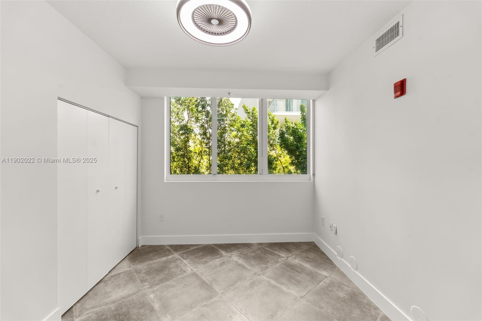 REGATTA AT INDIAN CREEK C - Residential