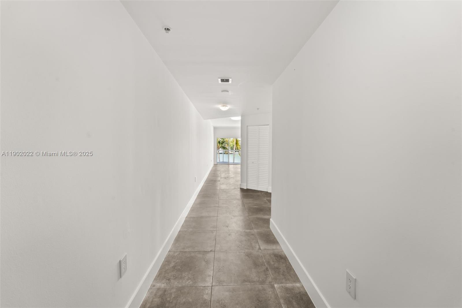 REGATTA AT INDIAN CREEK C - Residential