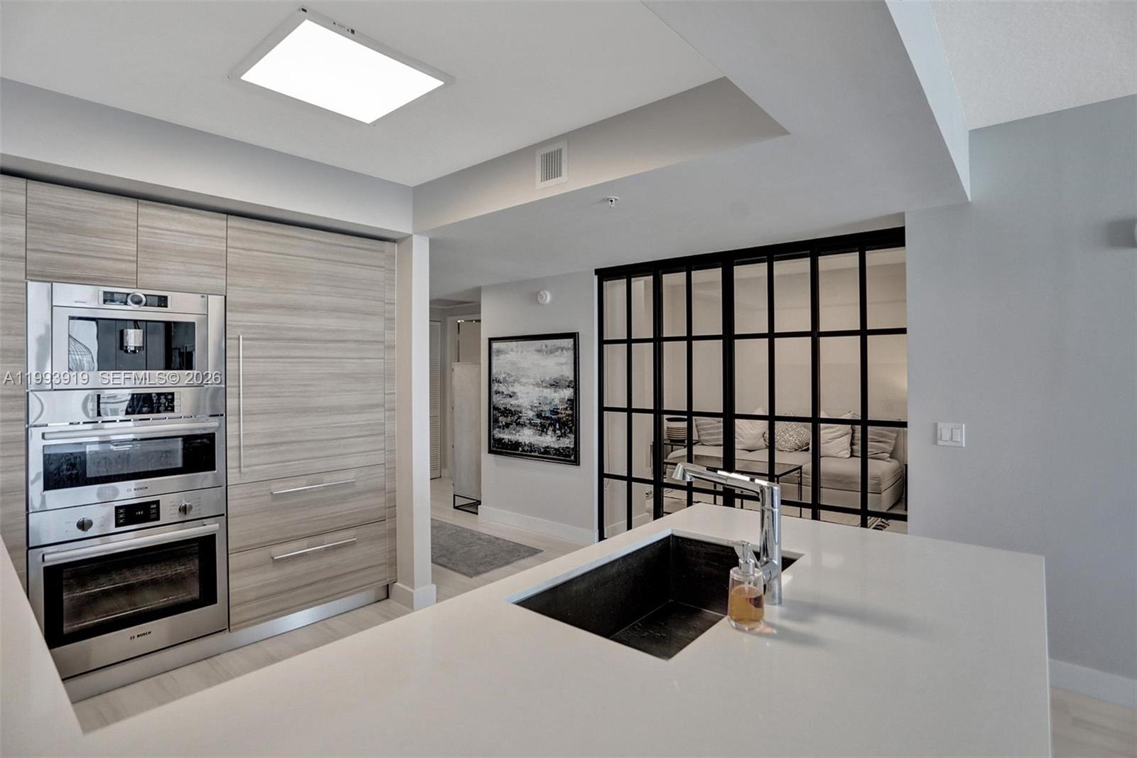 PARQUE TOWERS CONDO - Residential