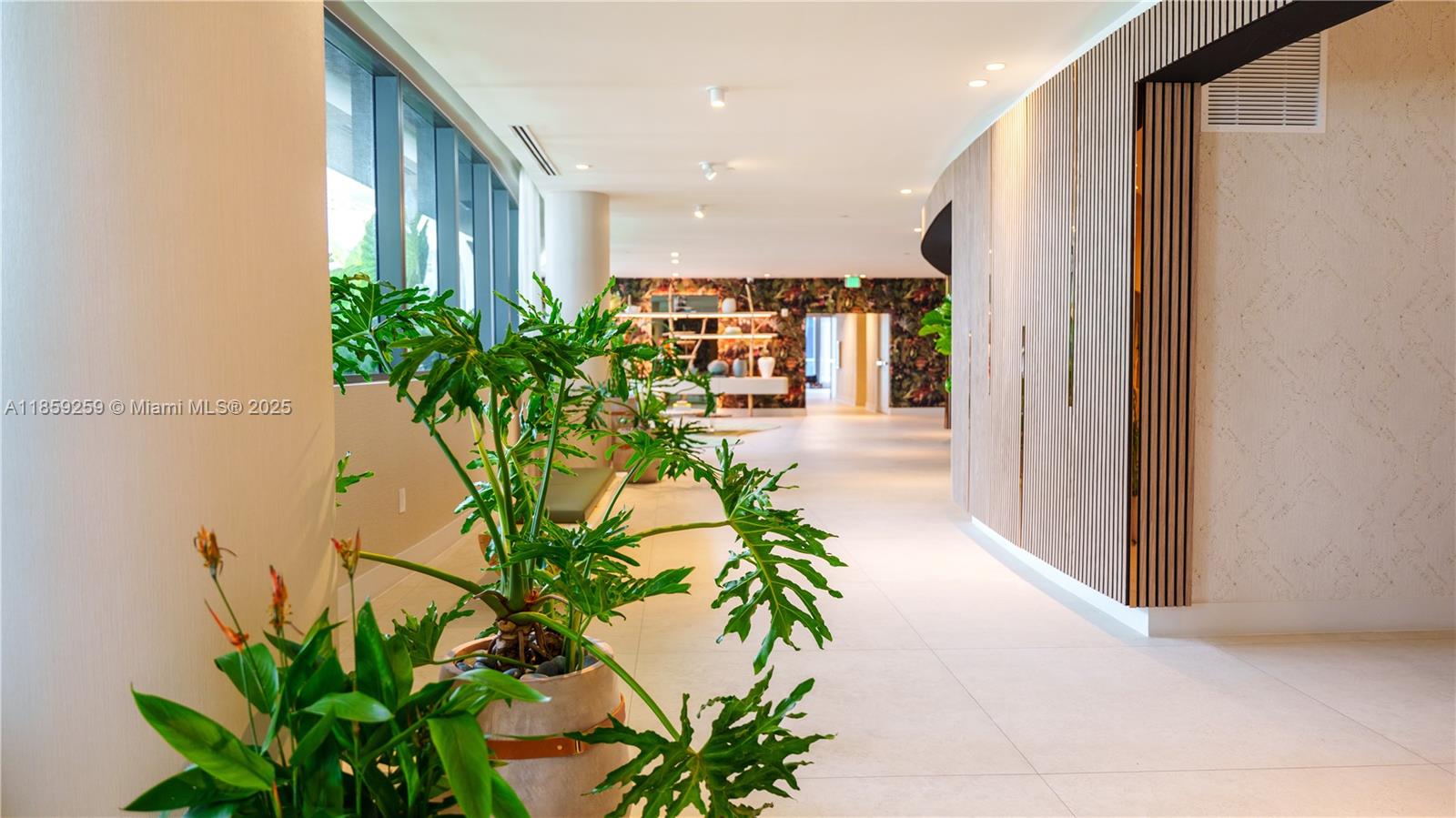 ARIA RESERVE SOUTH TOWER - Residential Lease