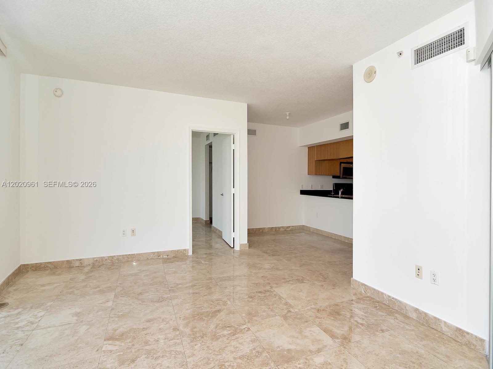 1750 N Bayshore Dr 1515