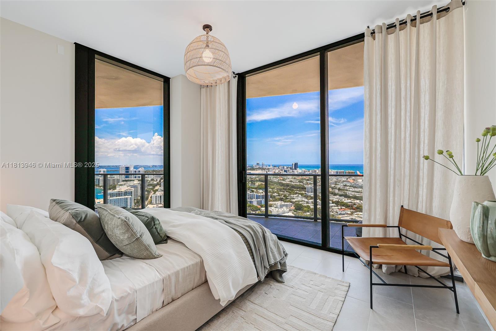 FIVE PARK RESIDENCES - Residential