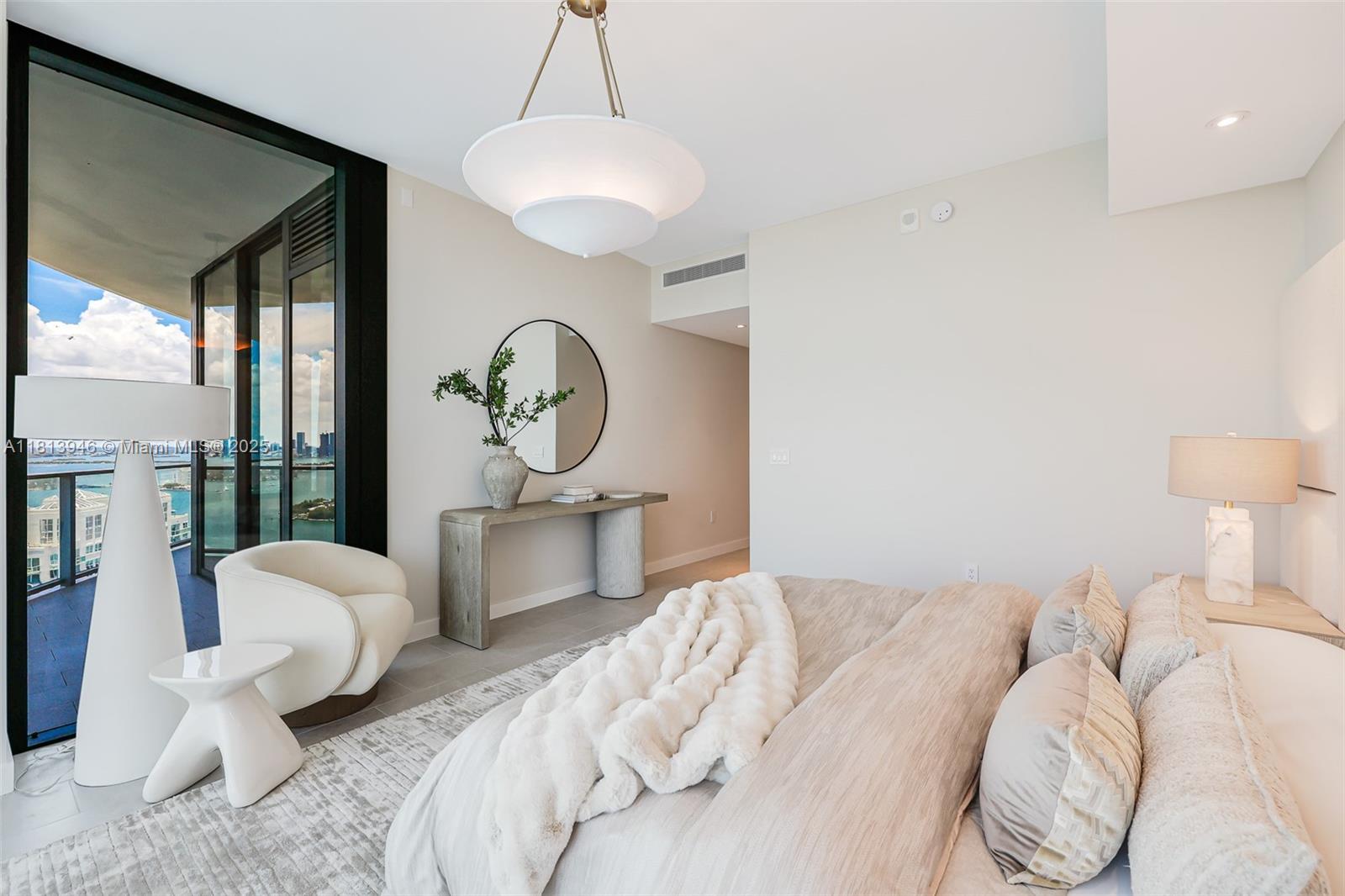 FIVE PARK RESIDENCES - Residential