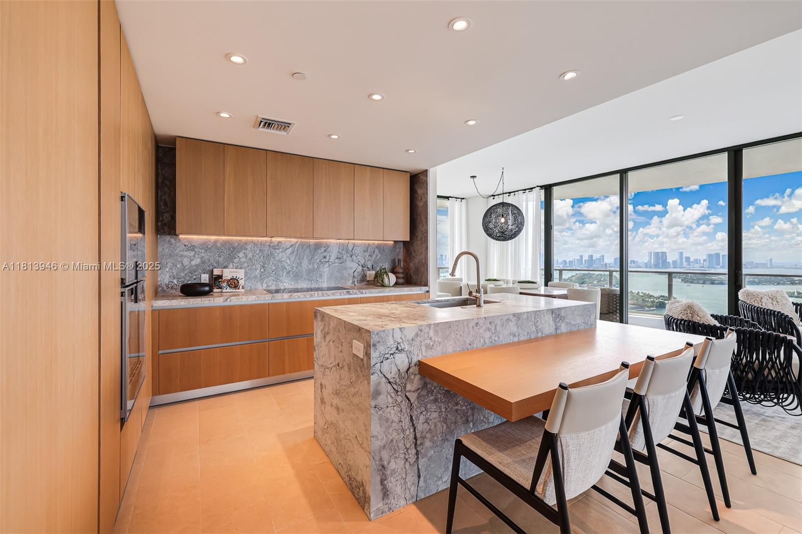 FIVE PARK RESIDENCES - Residential