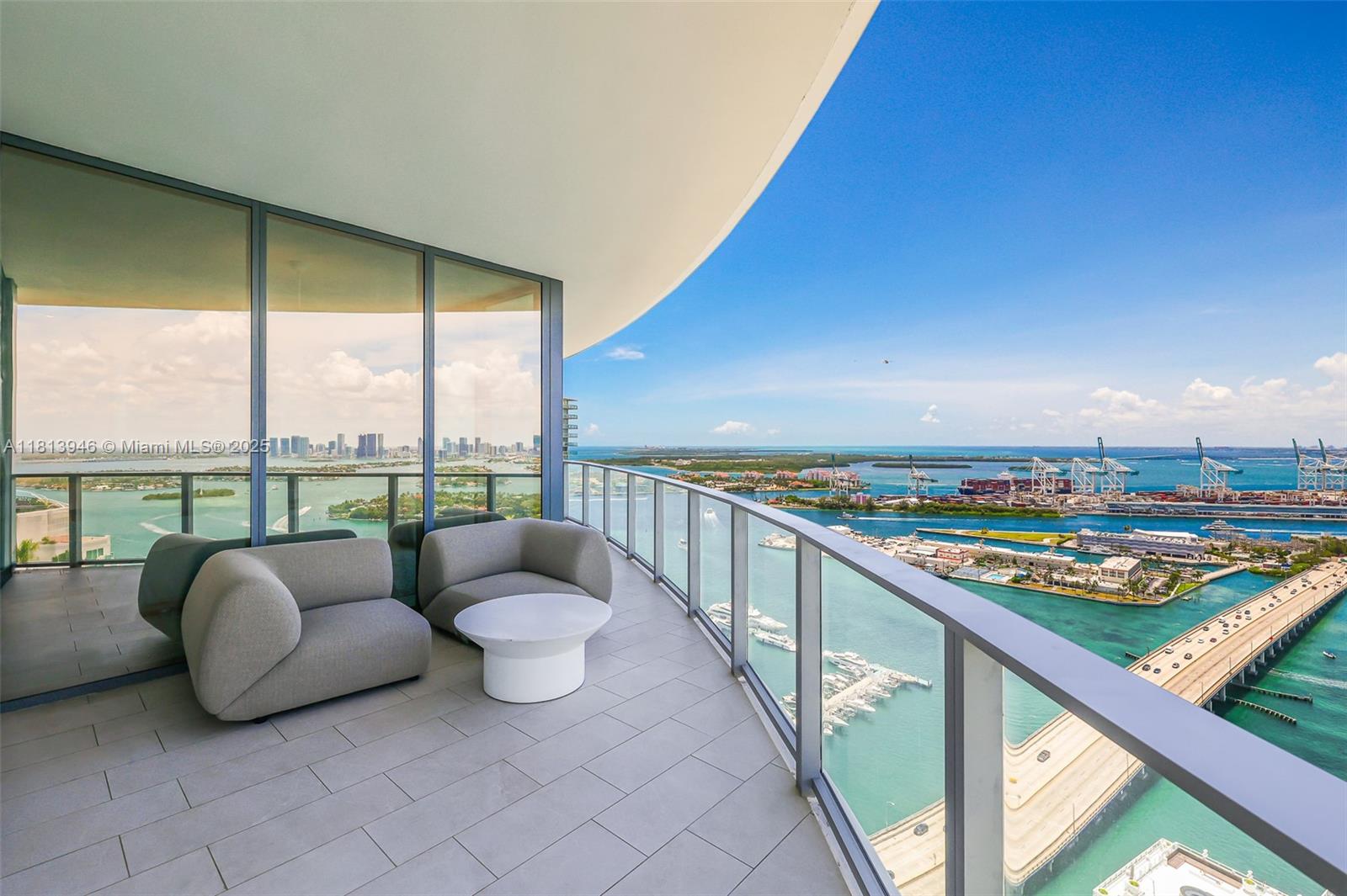 FIVE PARK RESIDENCES - Residential