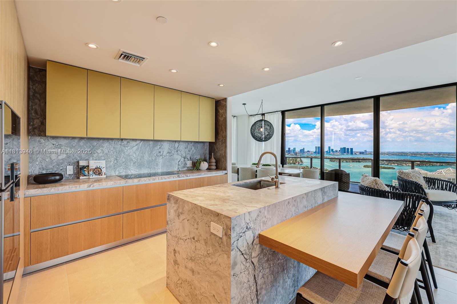 FIVE PARK RESIDENCES - Residential