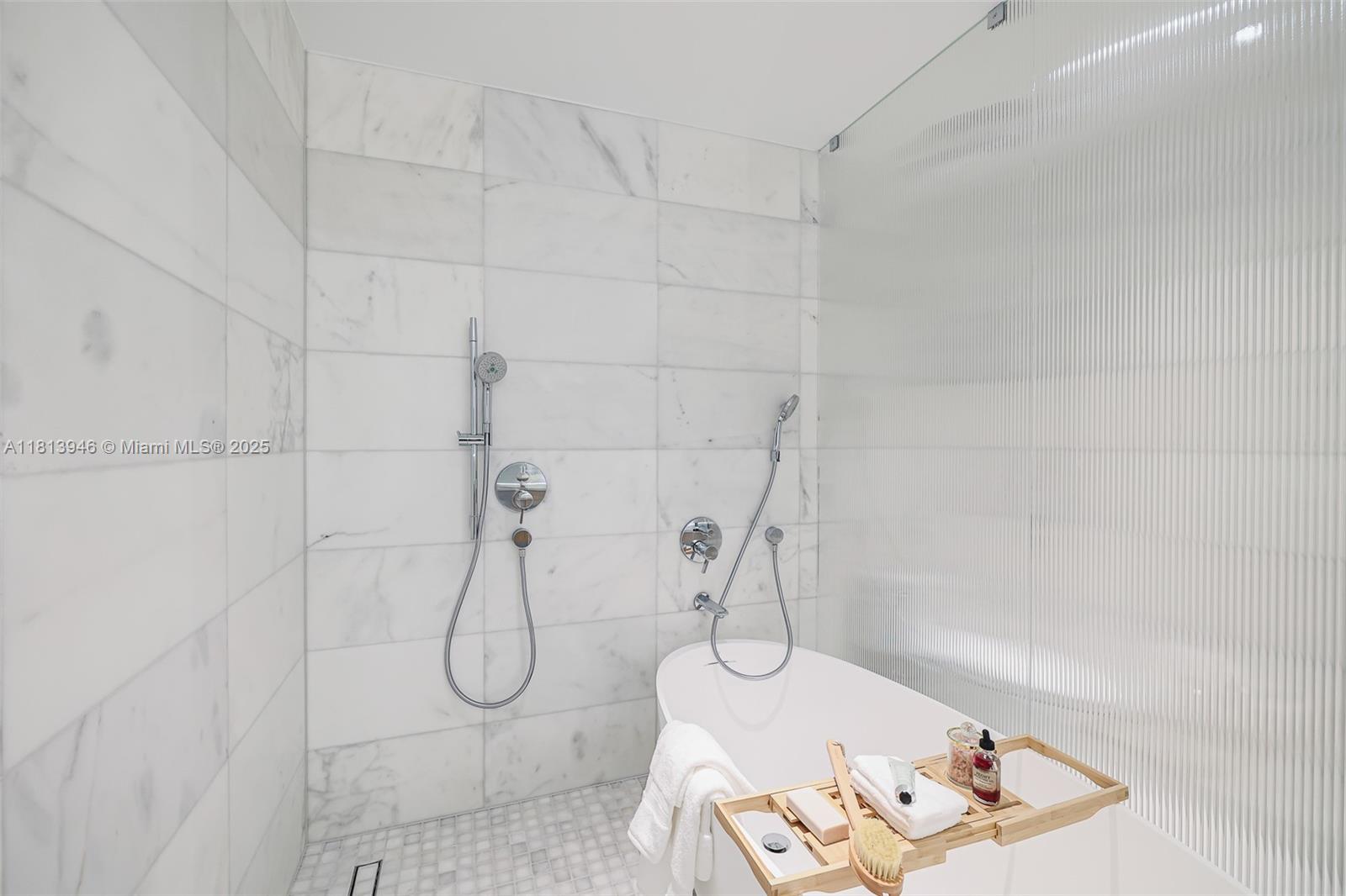 FIVE PARK RESIDENCES - Residential