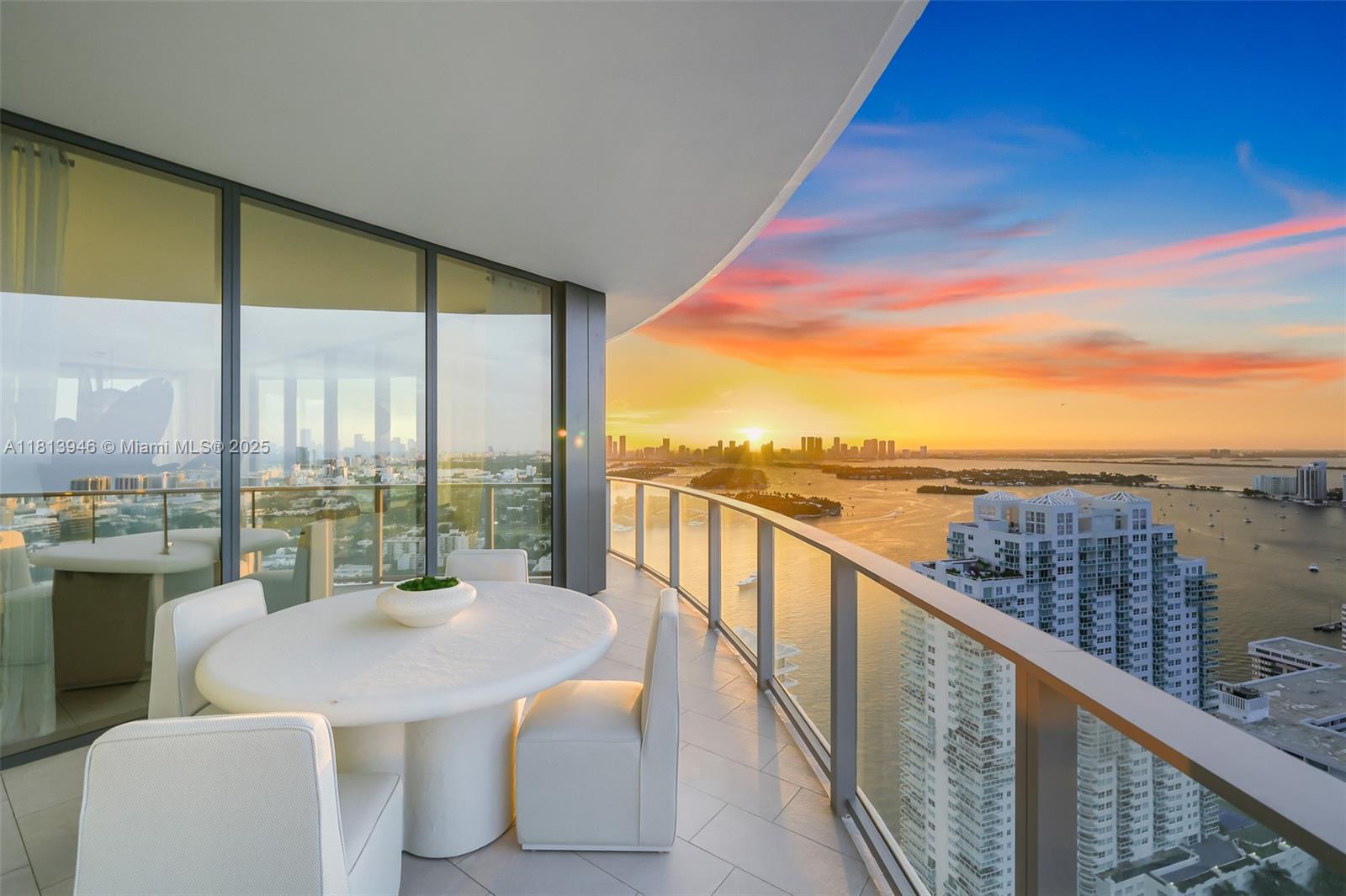 FIVE PARK RESIDENCES - Residential